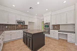 9811 Beckenham Dr, Granite Bay, CA 95746 - Photo 4