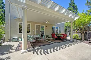 9811 Beckenham Dr, Granite Bay, CA 95746 - Photo 38