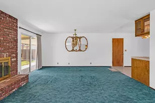1700 Carignane Way, Escalon, CA 95320 - Photo 16