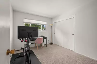 873 Royal Green Avenue, Sacramento, CA 95831 - Photo 18