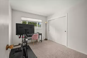 873 Royal Green Ave, Sacramento, CA 95831 - Photo 18
