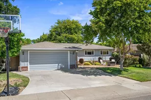 873 Royal Green Ave, Sacramento, CA 95831 - Photo 1