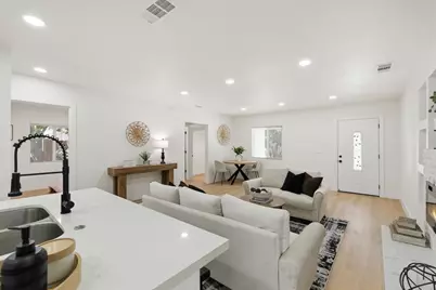 532 E Alpine Avenue, Stockton, CA 95204 - Photo 10