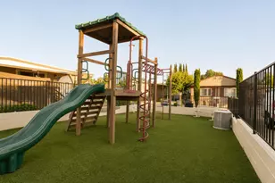 Freedom Ln, Citrus Heights, CA 95621 - Photo 36