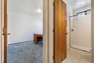 1131 Eagle Ln, Manteca, CA 95337 - Photo 16