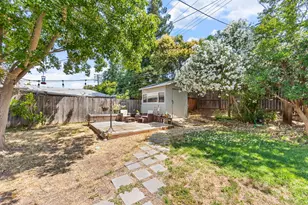 2813 Berkshire Way, Sacramento, CA 95864 - Photo 36