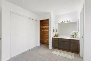 9924 Meadow Oak Cir, Elk Grove, CA 95624 - Photo 24