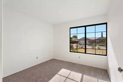 9924 Meadow Oak Circle, Elk Grove, CA 95624 - Photo 30