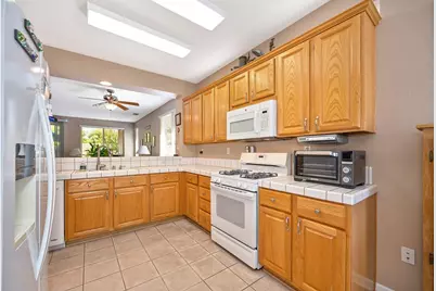 7509 Apple Hollow Loop, Roseville, CA 95747 - Photo 12