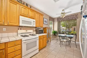 7509 Apple Hollow Loop, Roseville, CA 95747 - Photo 20
