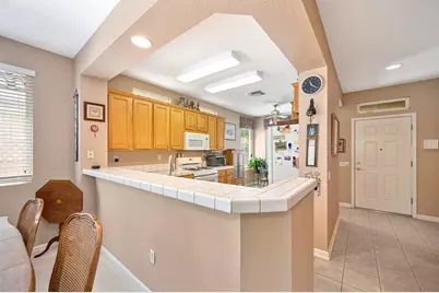 7509 Apple Hollow Loop, Roseville, CA 95747 - Photo 16