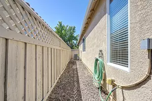 7509 Apple Hollow Loop, Roseville, CA 95747 - Photo 38