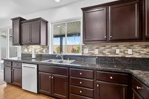 4076 Branigan Lake Way, Rancho Cordova, CA 95742 - Photo 18