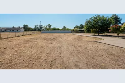 17702 Seabright Drive, Madera, CA 93638 - Photo 6