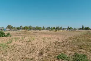 17702 Seabright Dr, Madera, CA 93638 - Photo 14