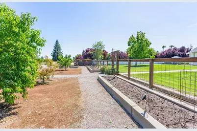 3270 Caminito Avenue, Yuba City, CA 95991 - Photo 48