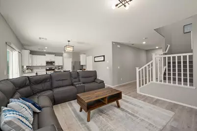 4040 Parkmoor Lane, Roseville, CA 95747 - Photo 4