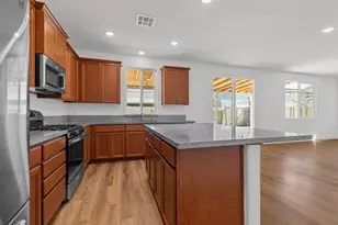 8032 Oxbow Landing Loop, Roseville, CA 95747 - Photo 14