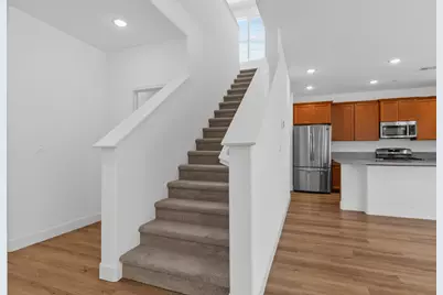 8032 Oxbow Landing Loop, Roseville, CA 95747 - Photo 18