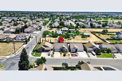 8505 Ardennes Way, Elk Grove, CA 95758 - Photo 40