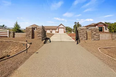11875 Gidaro Drive, Elk Grove, CA 95624 - Photo 4