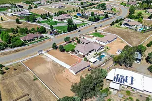 11875 Gidaro Dr, Elk Grove, CA 95624 - Photo 92