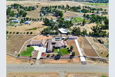 11875 Gidaro Drive, Elk Grove, CA 95624 - Photo 86