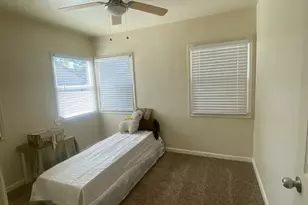 1401 El Sereno Dr, Bakersfield, CA 93304 - Photo 14