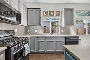5300 Harvest Moon Ct, Elk Grove, CA 95758 - Photo 12