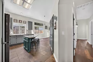 5300 Harvest Moon Ct, Elk Grove, CA 95758 - Photo 10