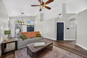 5300 Harvest Moon Ct, Elk Grove, CA 95758 - Photo 8