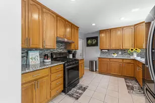 21184 Ocean View Dr, Hayward, CA 94541 - Photo 6
