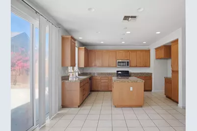 3648 Fallview Avenue, Ceres, CA 95307 - Photo 8