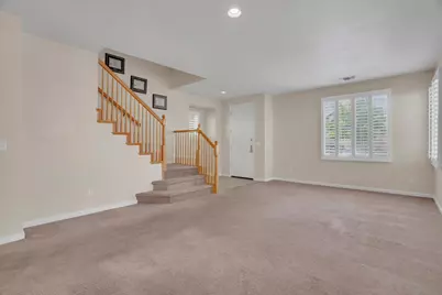 2160 Iberis Court, Tracy, CA 95376 - Photo 4