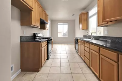 7418 Sun Reign Lane, Sacramento, CA 95823 - Photo 6