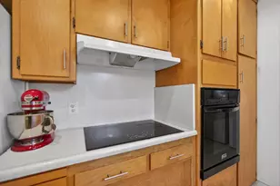 6051 40th Ave, Sacramento, CA 95824 - Photo 18