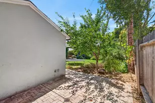 6051 40th Ave, Sacramento, CA 95824 - Photo 34