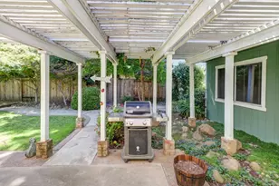 3925 Woodpointe Cir, Sacramento, CA 95821 - Photo 44