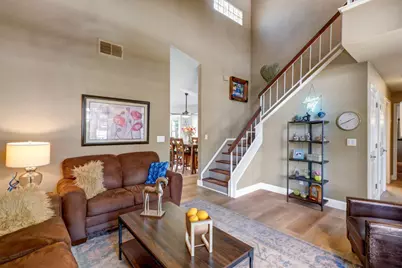 3925 Woodpointe Circle, Sacramento, CA 95821 - Photo 6