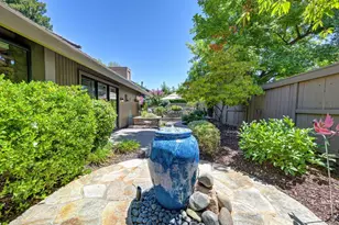 11452 Forty Niner Cir, Gold River, CA 95670 - Photo 46