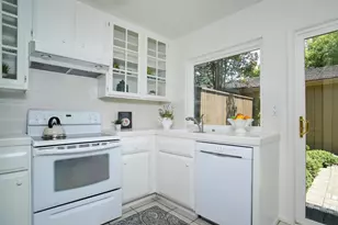 1125 Commons Dr, Sacramento, CA 95825 - Photo 8