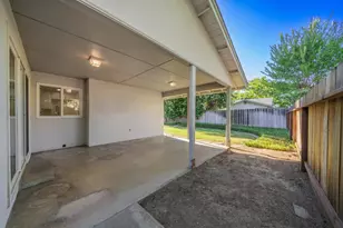 1413 Clovewood Ave, Modesto, CA 95355 - Photo 36