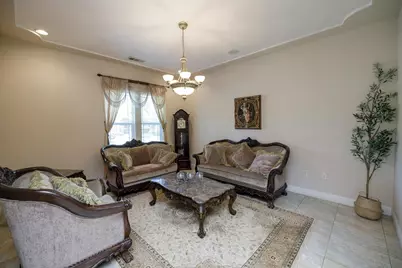 1350 Burman Dr, Turlock, CA 95382 - Photo 8