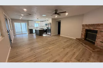 417 Mount Everest Ct, Modesto, CA 95358 - Photo 8