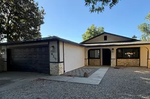 417 Mt Everest Ct, Modesto, CA 95358 - Photo 2