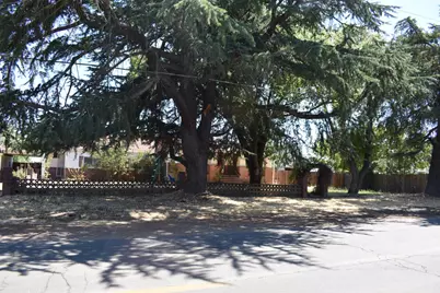 120 W Q Street, Rio Linda, CA 95673 - Photo 2