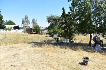 120 W Q Street, Rio Linda, CA 95673 - Photo 16