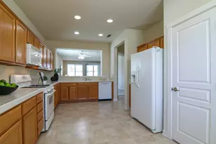 398 Marigold Ln, Lincoln, CA 95648 - Photo 12
