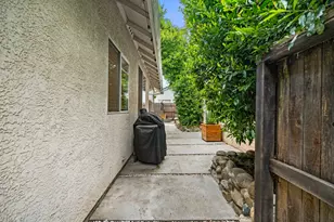 3360 Apollo Cir, Roseville, CA 95661 - Photo 46