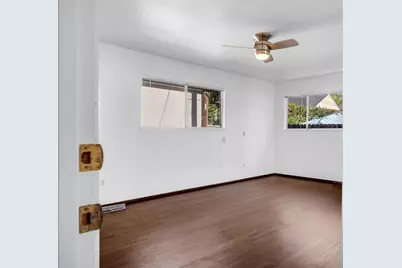 944 47th Street, Sacramento, CA 95819 - Photo 18
